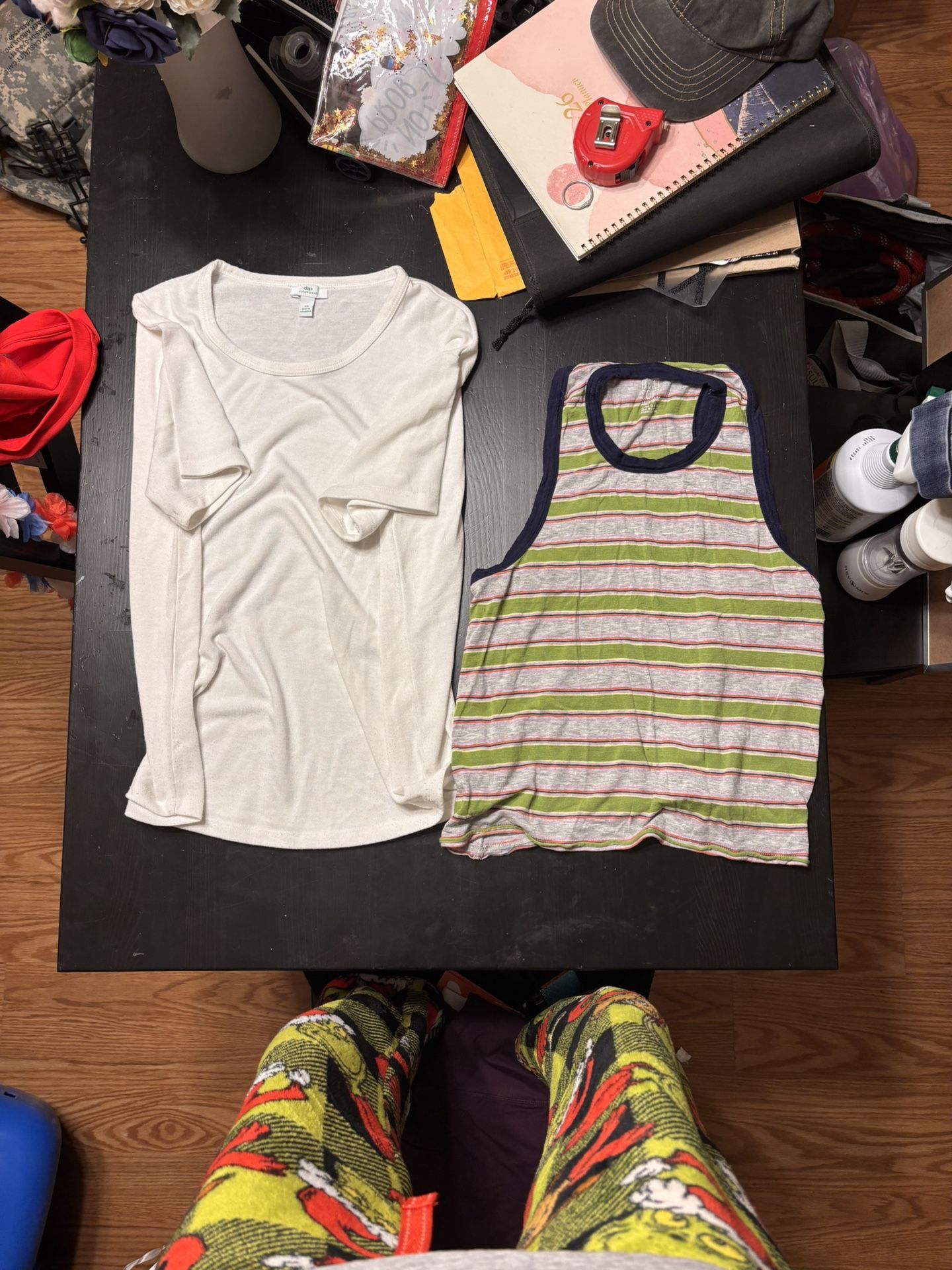 Women’s Tops//read Description