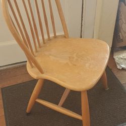 Set Of 4 Windsor Dining Chairs