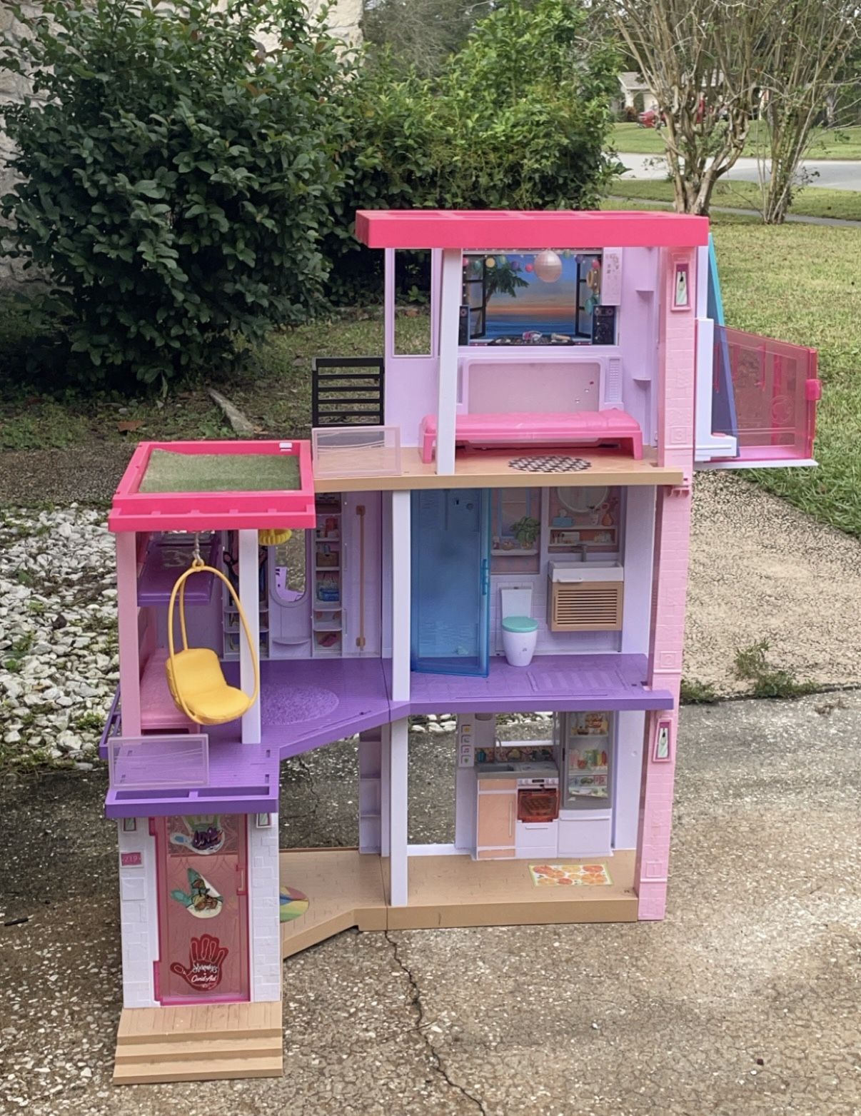 Barbie dream House