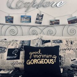 Decorative Pillow “Good Morning gorgeous “