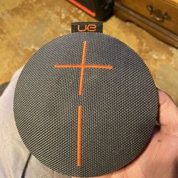 Ue Roll Bluetooth Speaker 