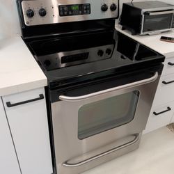 GE Electric Range 