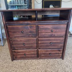 Fill Size Bed And Dresser