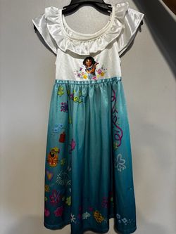 Halloween costume “Encanto”