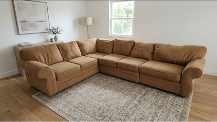 Oversized Sectional great condition!
