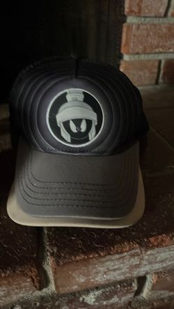 Looney toones hat