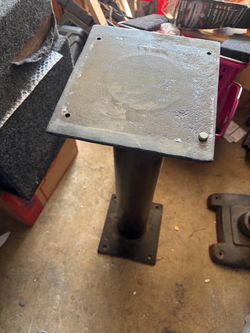 pure metal tool stand