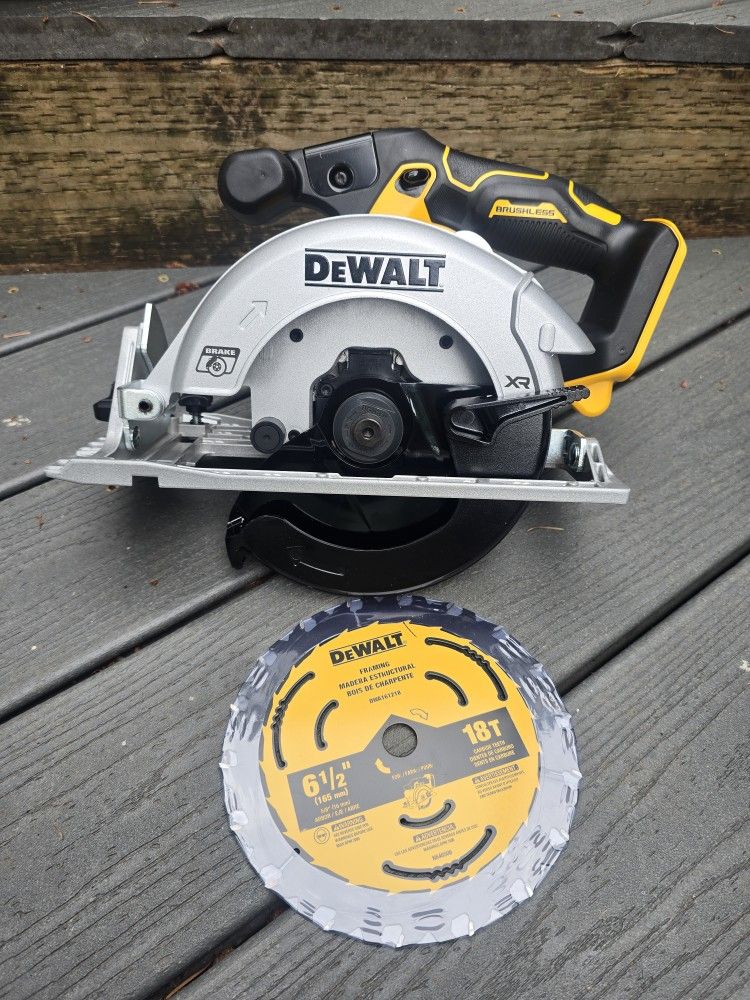 DEWALT 20V MAX* 6-1/2-Inch Cordless Circular Saw
