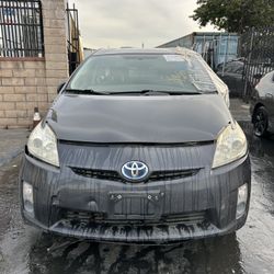 2010 - 2015 Toyota Prius 1.8L For Parts Only - PARTING OUT