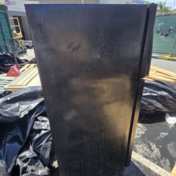 Free Refrigerator 