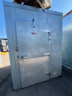 Walk-in cooler