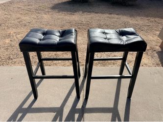 Set (2) Black Wood with Leather Top Stool Chairs (LxWxH: 14” x 20” x 29”)
