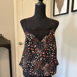 Flower and Lace Trim Tank Top