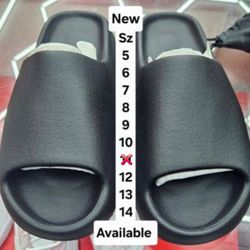 NEW YEEZY SLIDES (BLACK)