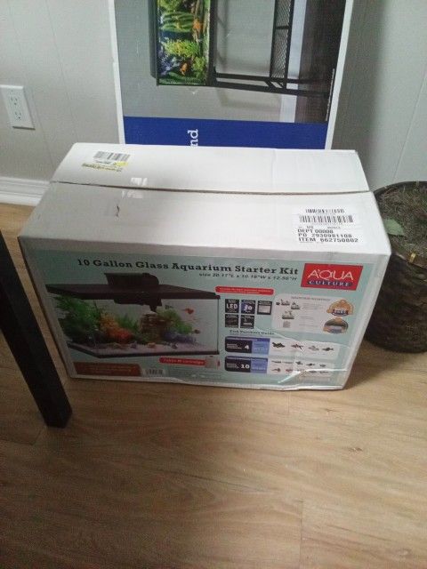 Brand New Fish Tank And Stand