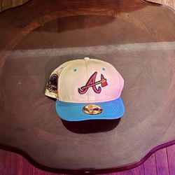 Atlanta Braves Fitted Hat (Size: 7 1/8)