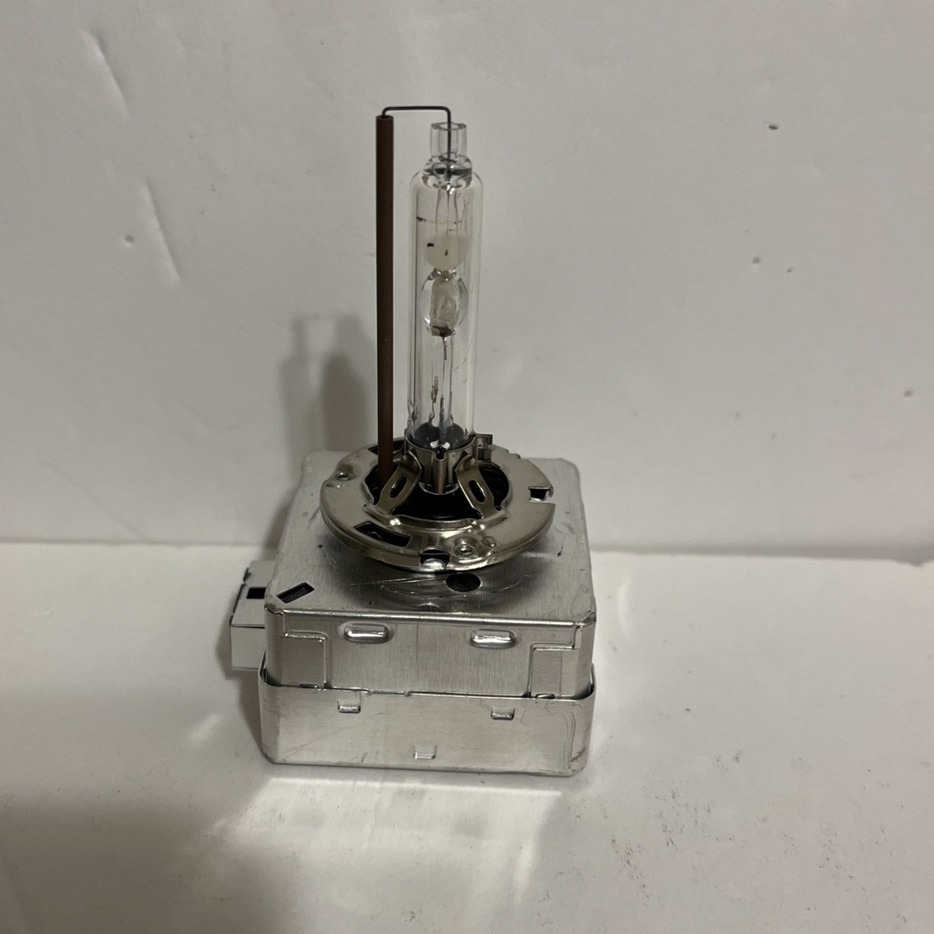 Headlamp Bulb Fits GM Cadillac Plus Others