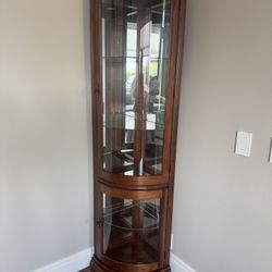 Corner Curio Cabinet With Light