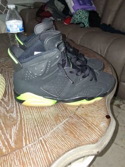 Men's Jordan's 9.5