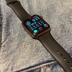 Apple Watch Series 4 Gold Stainless Steel