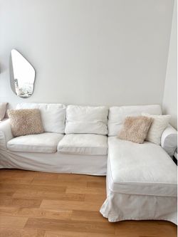 IKEA EKTORP Sectional Sofa with Chaise White Slipcover 100’’