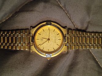 GUCCI WOMENS WATCH