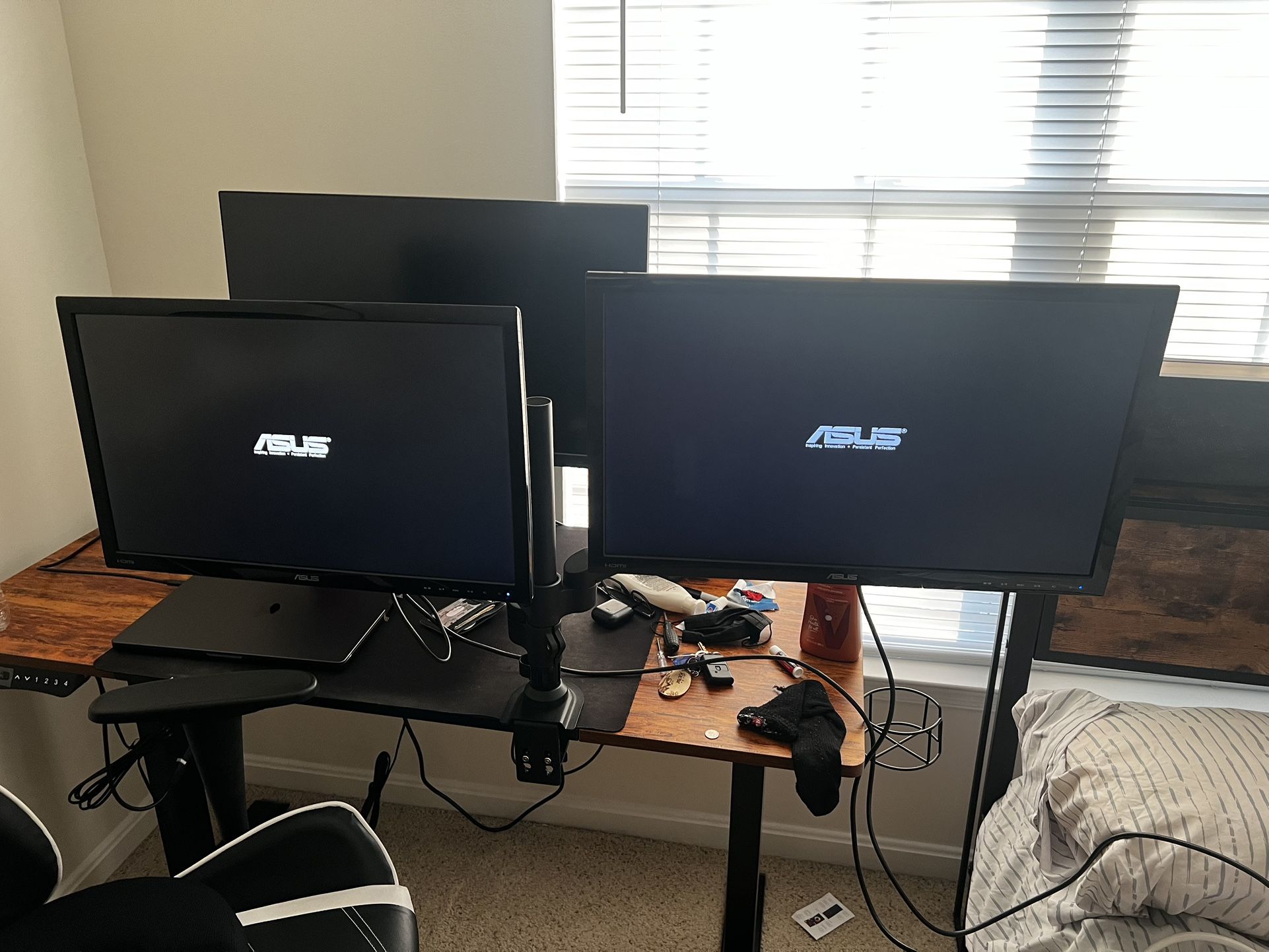 24 Inch Dual Monitor Setup