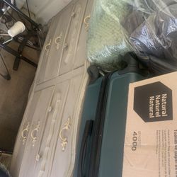 Dresser Heavy 