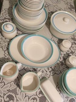44- Piece Pfaltzgraff Dinnerware Set. Made USA