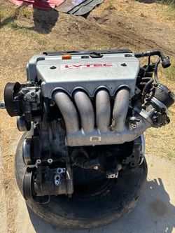 k24a2 2.4L honda/acura engine