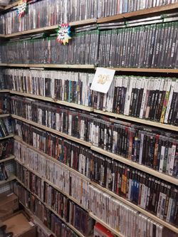 10% off all Retro Video games at Crescent Moon Music and Collectibles