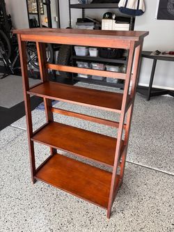 Book case collapsible