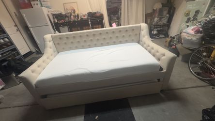 Day Bed Couch Sofa