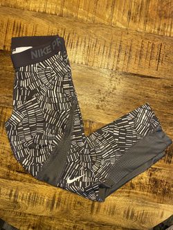 NIKE PRO WORKOUT LEGGINGS