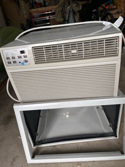 Air conditioner SoleusAir powered by Gree