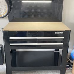 Tool Work Bench with drawers