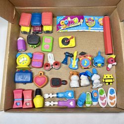 Puzzle Eraser Collectibles, 32 Pieces