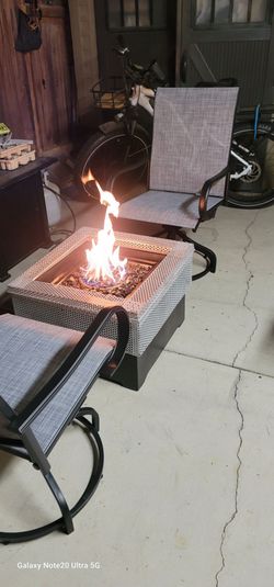Nice propane fire pit table with 2 new swivel rocking chairs firm price Lowballers Will Be Ignored