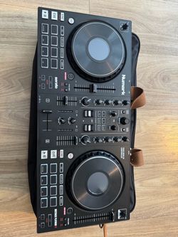 Numark Mixtrack Platinum FX DJ controller with case