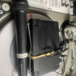  Pro Audio, Wireless Mic, Voice Changer.  Dj Equipment 