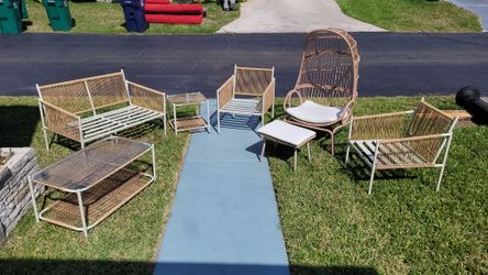HUGE STORAGE UNIT SALE😃👍LIFT CHAIRS, RECLINERS, WINGBACK,SECTIONALS, Appliances💯BUY NOW&SAVE🏃OBO