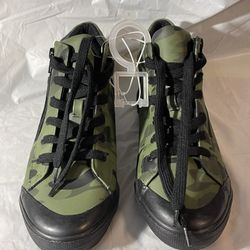 Cat & Jack Camo High Top Sneakers Boys Sz 6 NEW