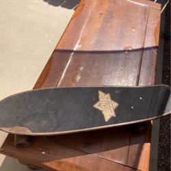 Duster Cruising Skateboard