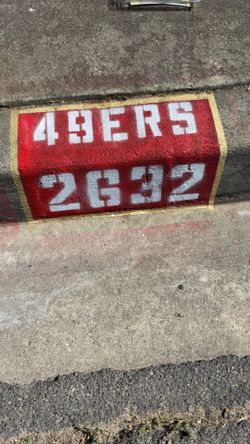 Curb painting