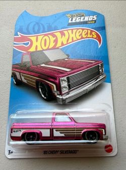 Hot Wheels Legends Tour '83 Chevy Silverado 1:64 Diecast Pickup Truck Pink BM1