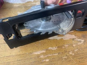 Hyper Tough 5.8 AMP Corded 4.5 Inch Mini Circular Saw AQ10024 for