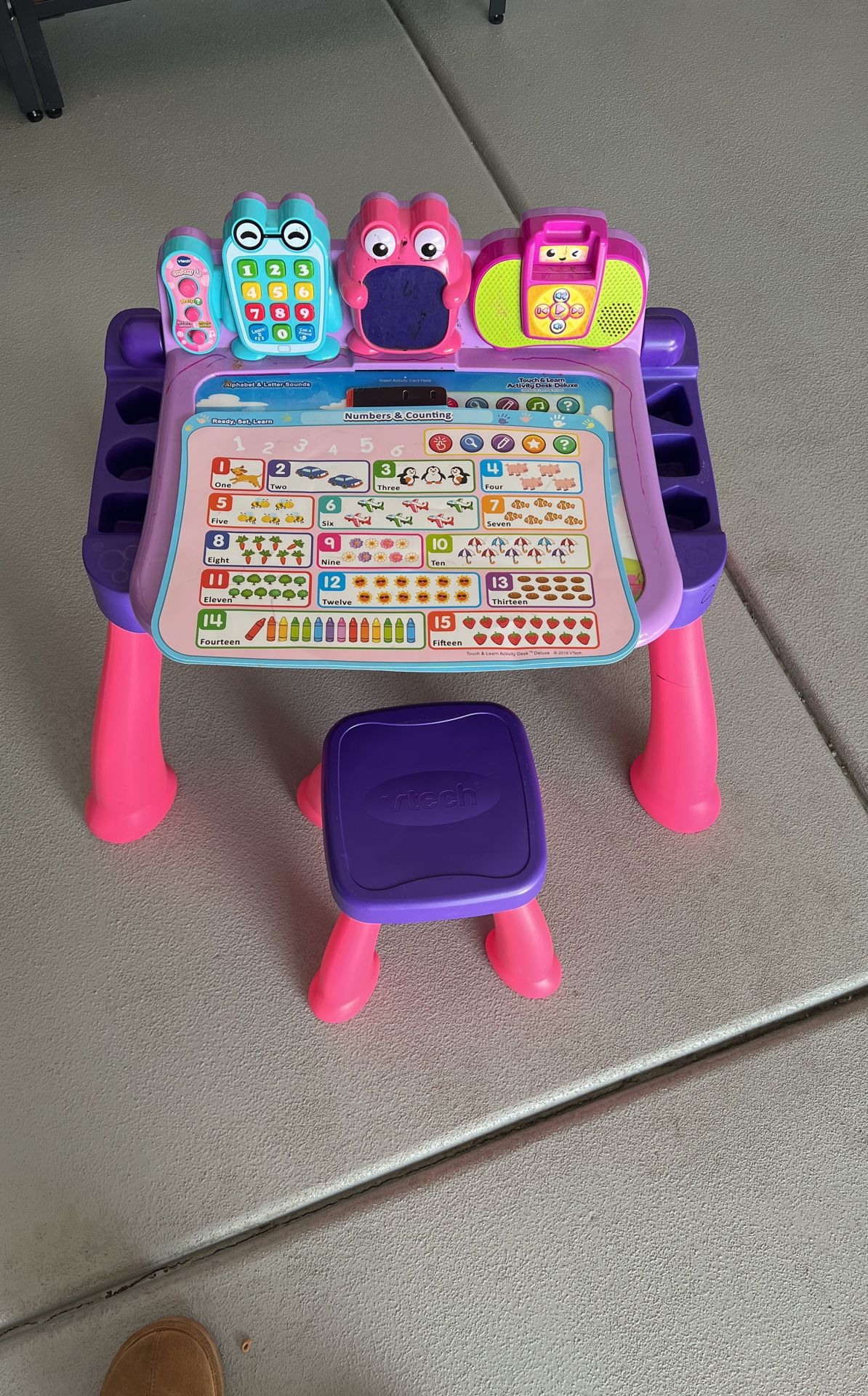 Kids Desk