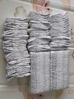 Huggies Size 3 Diapers - qty 139
