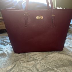 Michael Kors | Merlot Jet Set Travel Large Carry-All Leather Tote