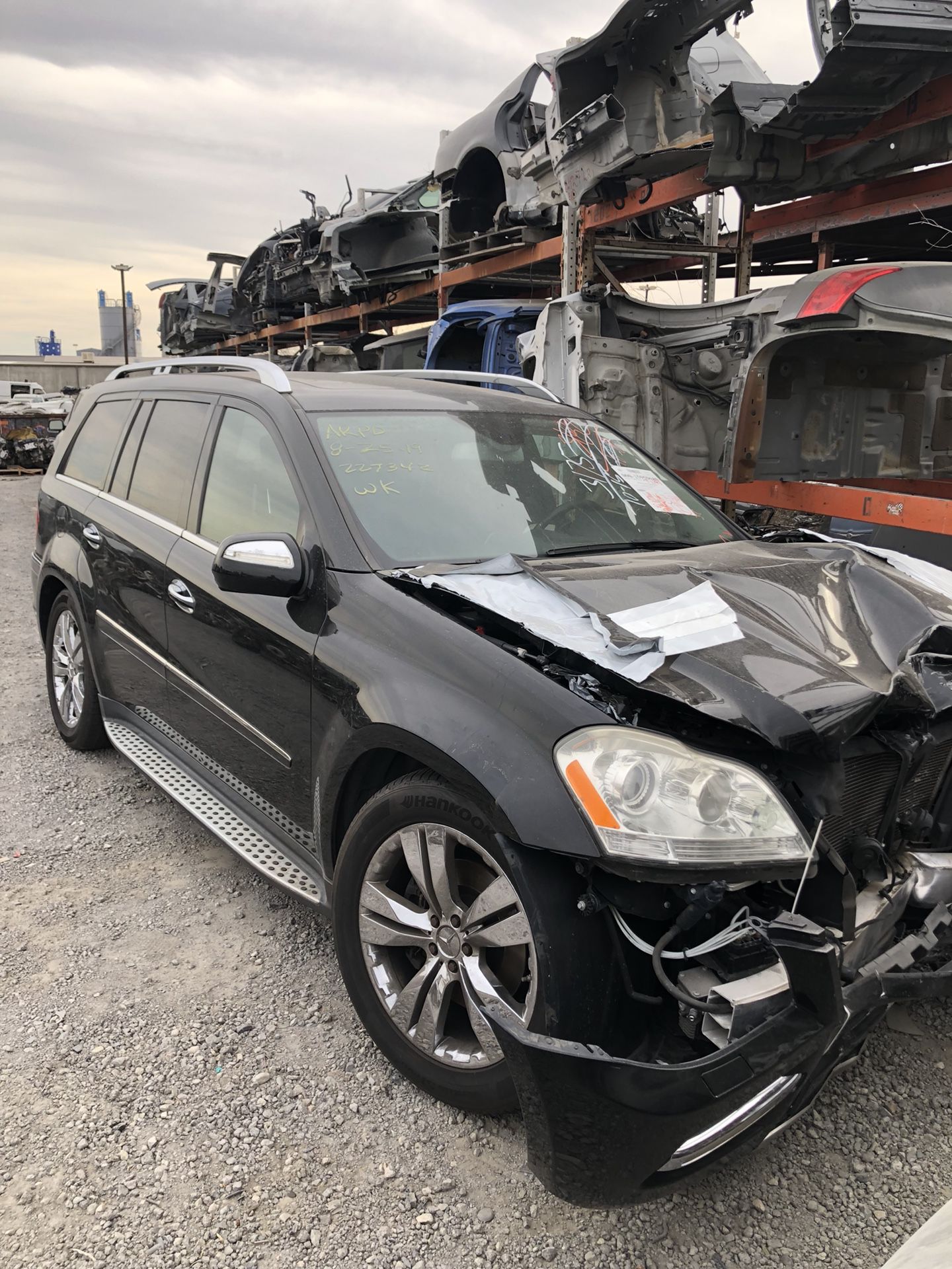 Parting Out! 2010 Mercedes GL450 for parts!
